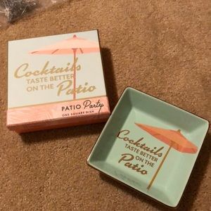 square dish ~patio party 🌞